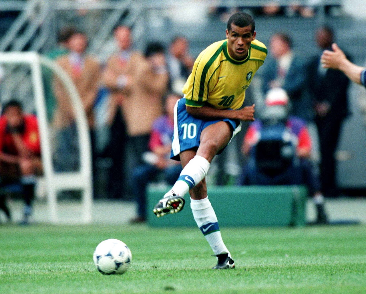 压性的胜出 压性的胜出