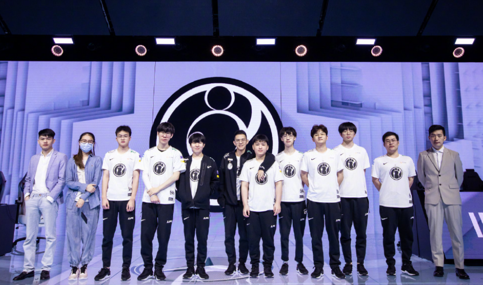 俱乐部内部 俱乐部内部