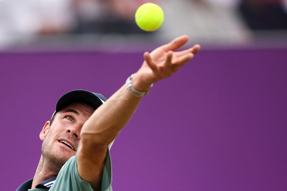 两位选手竞 两位选手竞